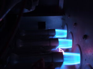 three-natural-gas-burners-with-blue-flame